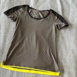 lululemon athletica Short Sleeve Tee